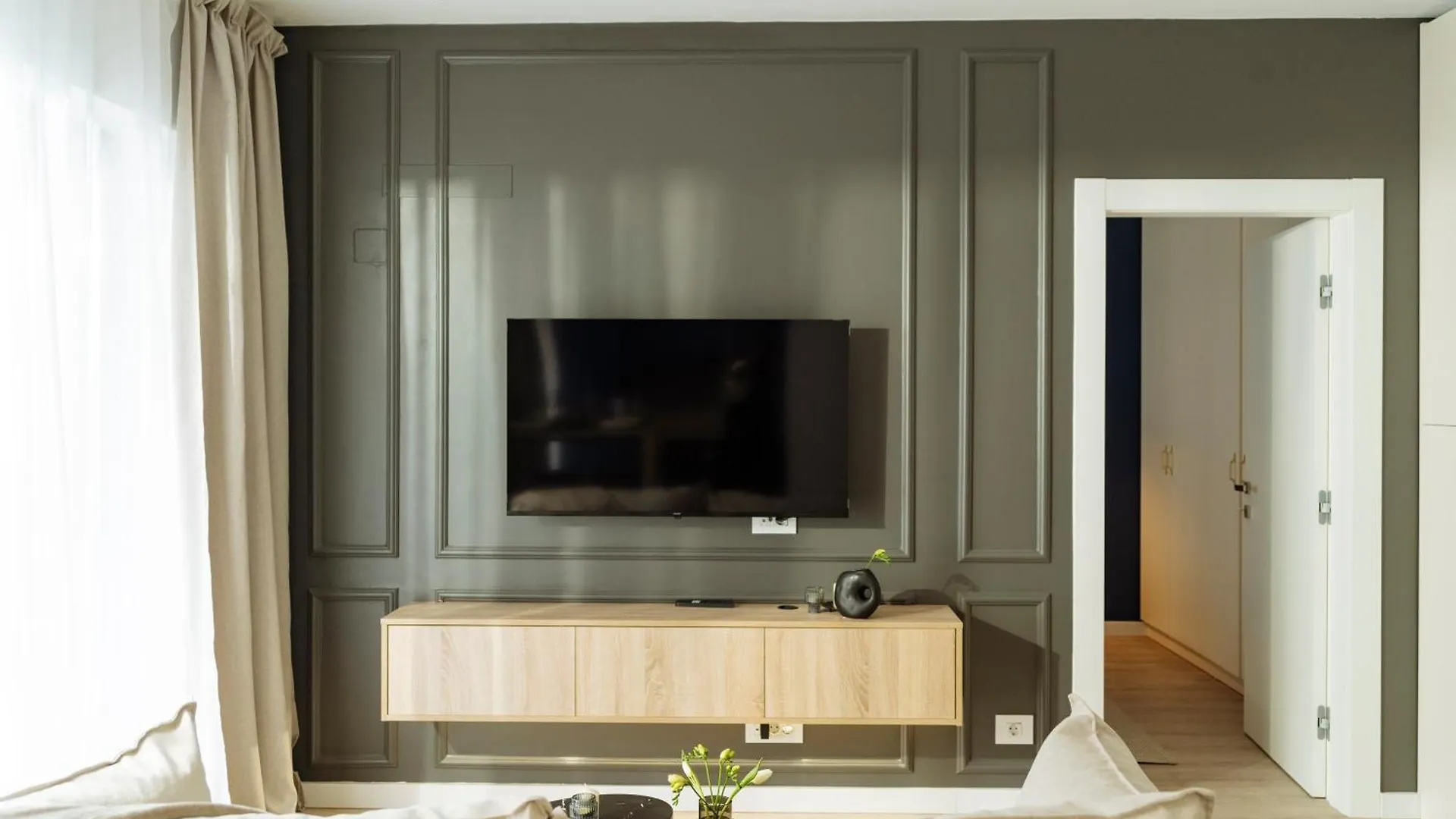 Albert Apartment Pipera Business Center Bucharest