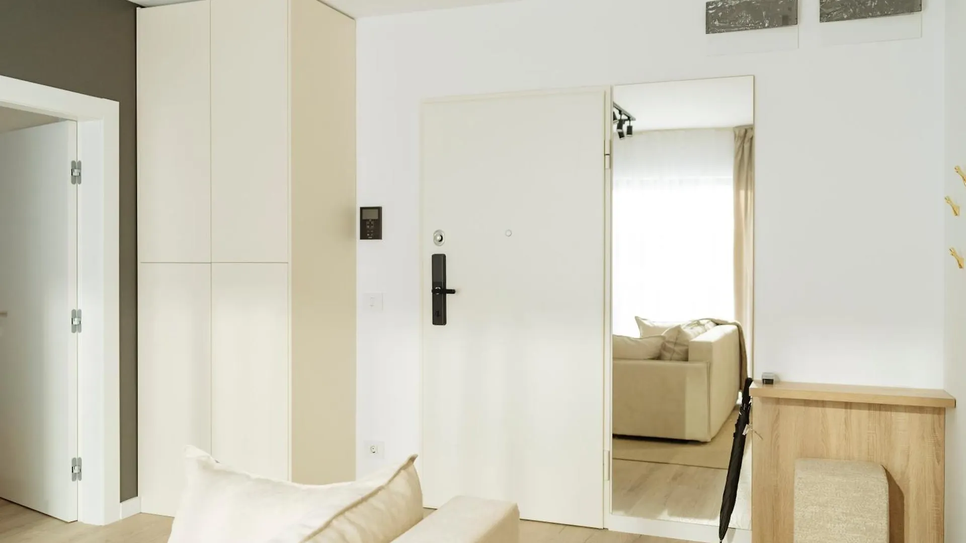 Albert Apartment Pipera Business Center Bucharest